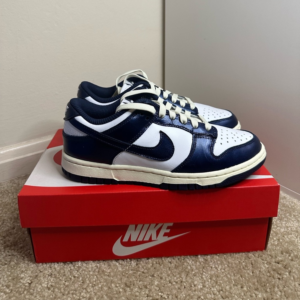 Vintage Navy Dunk Low 6.5W/5Y